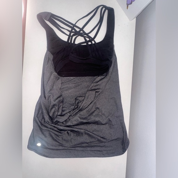 lulu tank with built in sports bra!!! - Picture 2 of 4